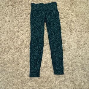 Gymshark Green Leggings for Active Comfort